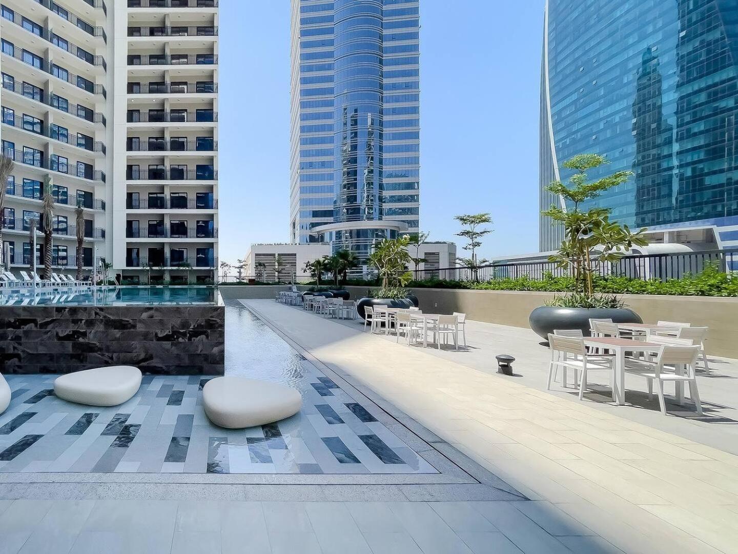 Apartment New 1br, Burj Khalifa View, Floor, 8min To Mall Dubai