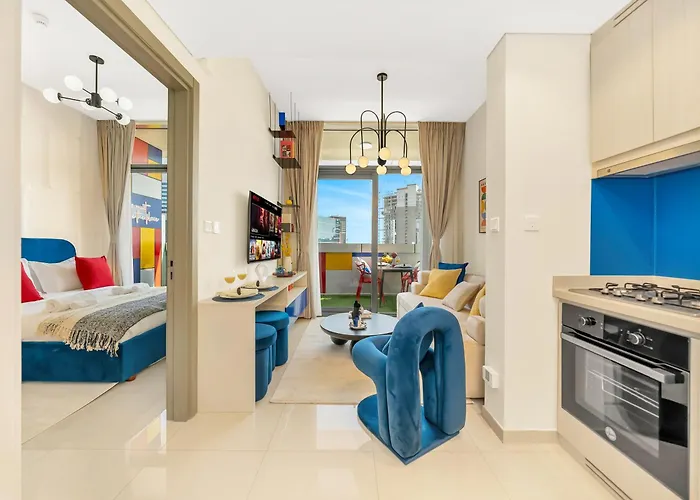 New 1Br, Burj Khalifa View, Top Floor, 8Min To Dubai Mall
