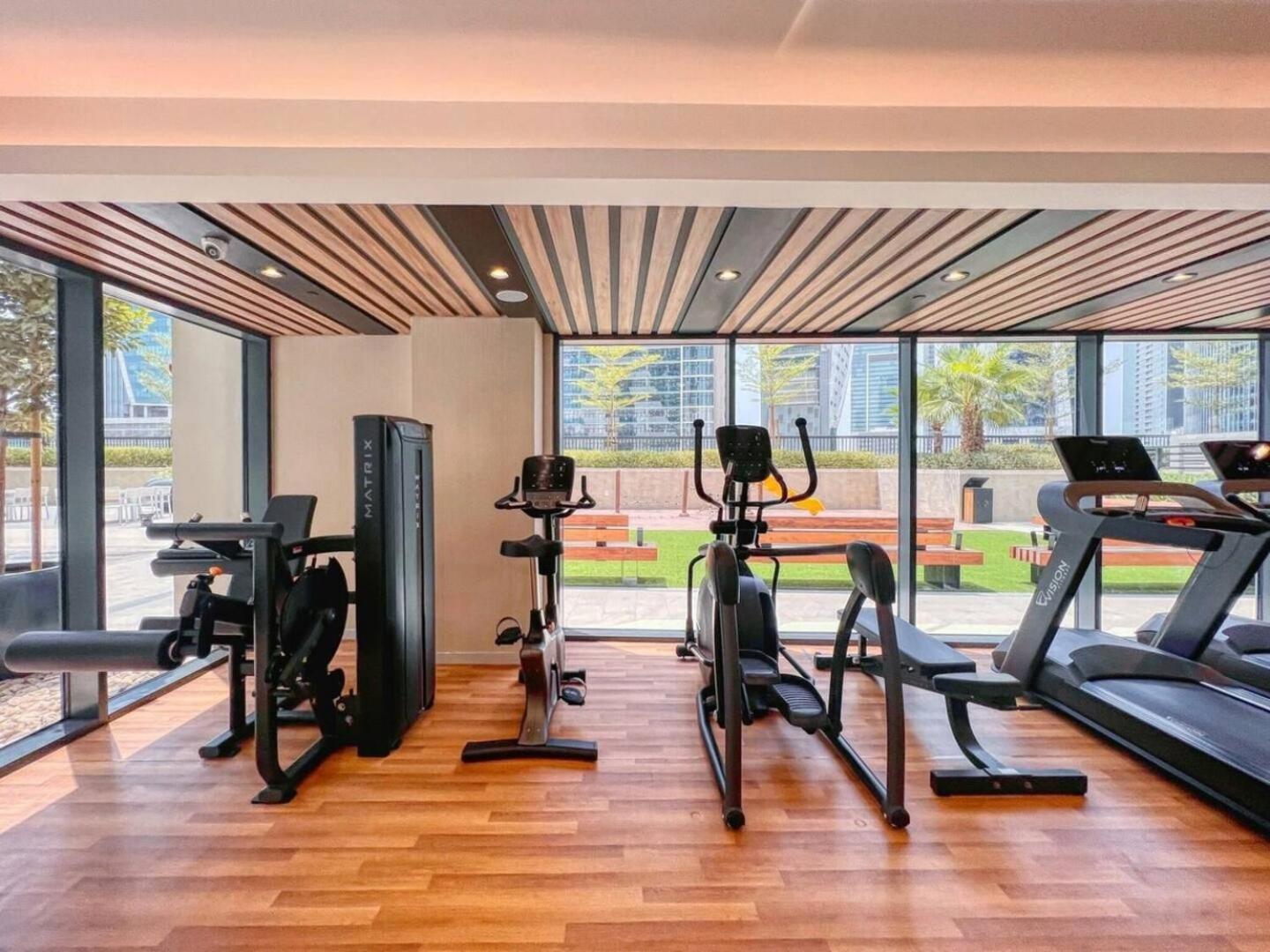 New 1br, Burj Khalifa View, Floor, 8min To Mall *